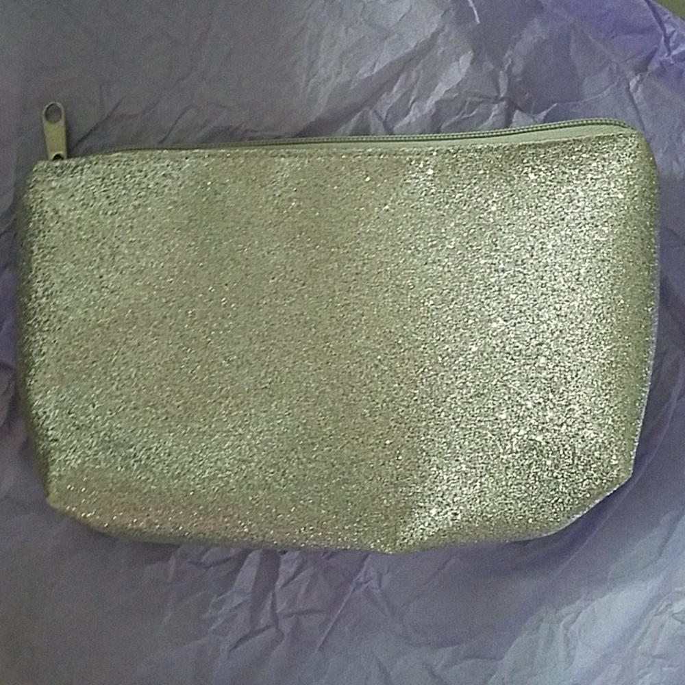 💜FREE with $15purchase 💜Sparkly small makeup bag